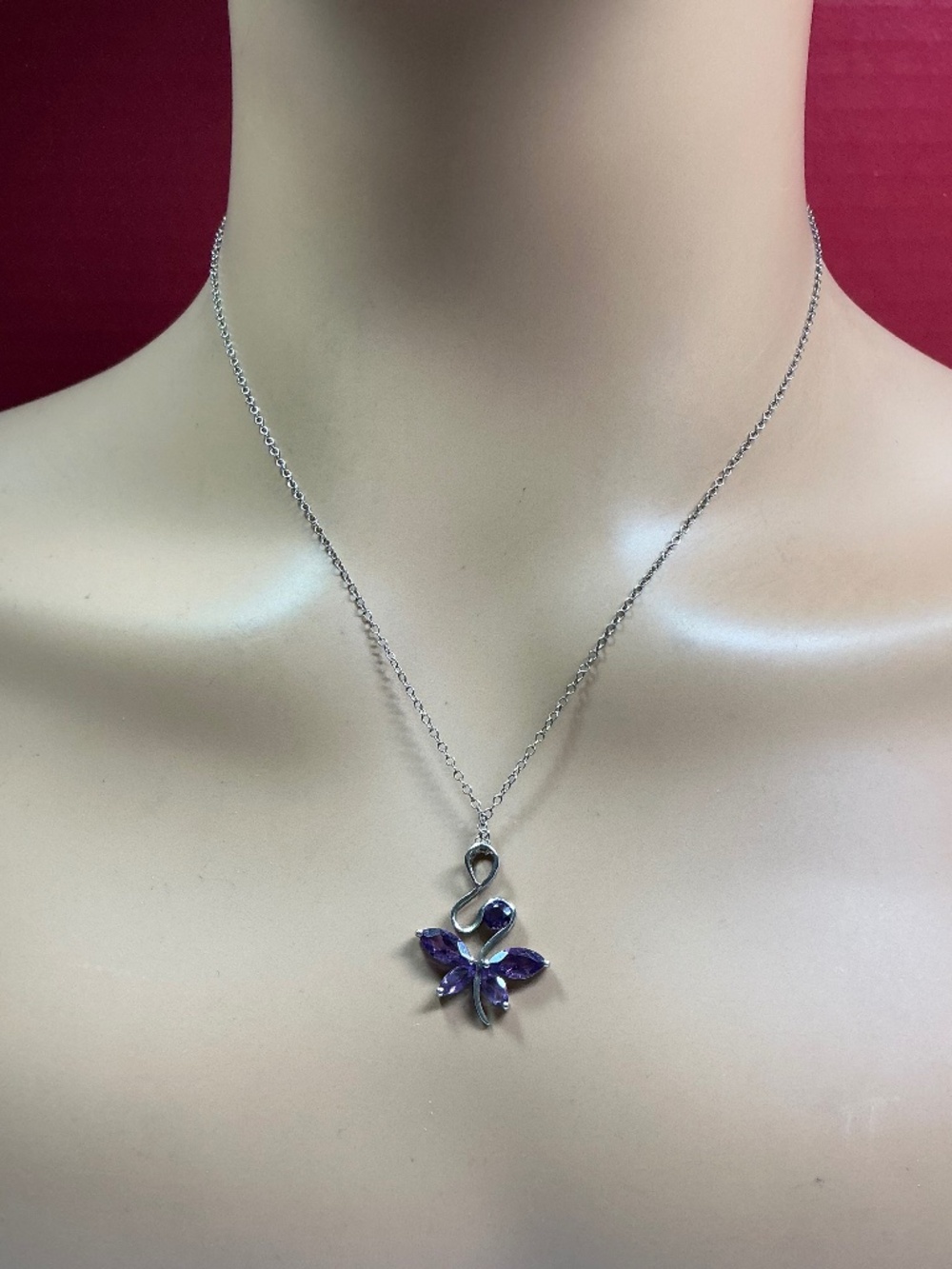 Sterling Silver Necklace with a Butterfly 🦋/ Floral Purple Stone Pendant. 19”